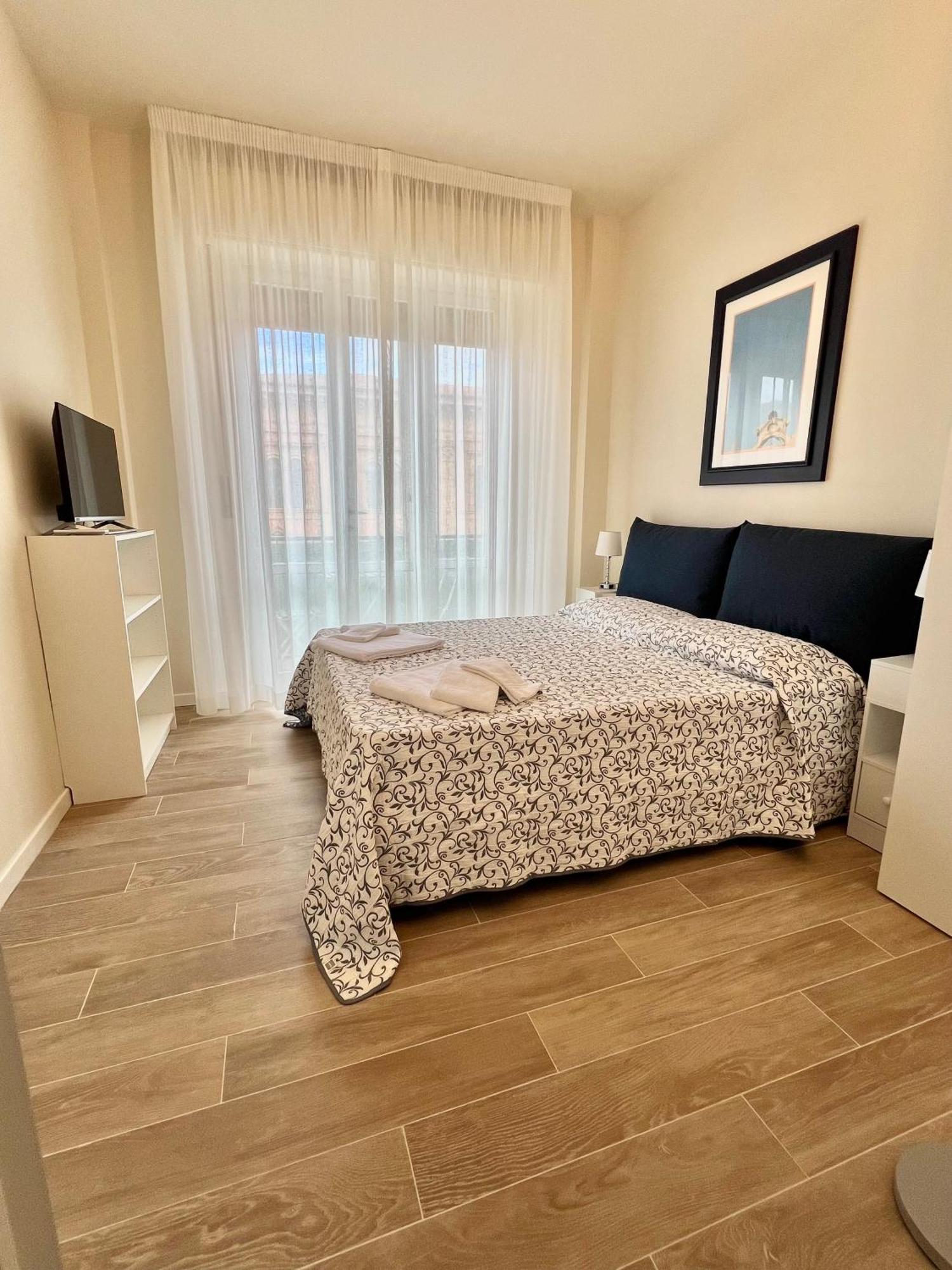 F&F Rooms Pisa Eksteriør bilde