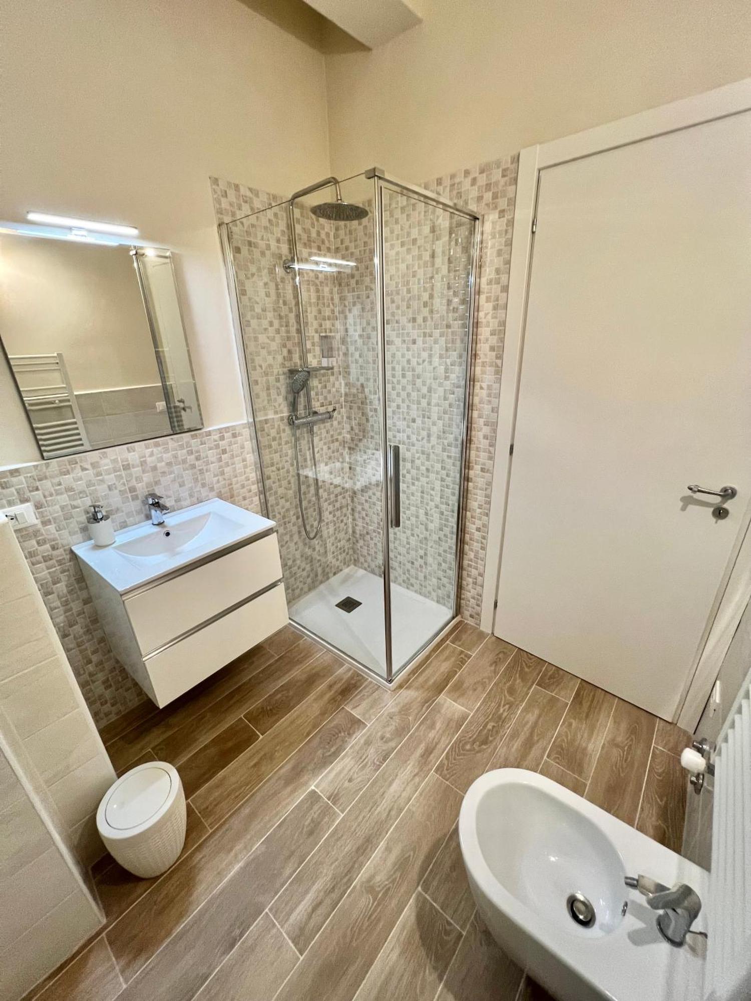 F&F Rooms Pisa Eksteriør bilde
