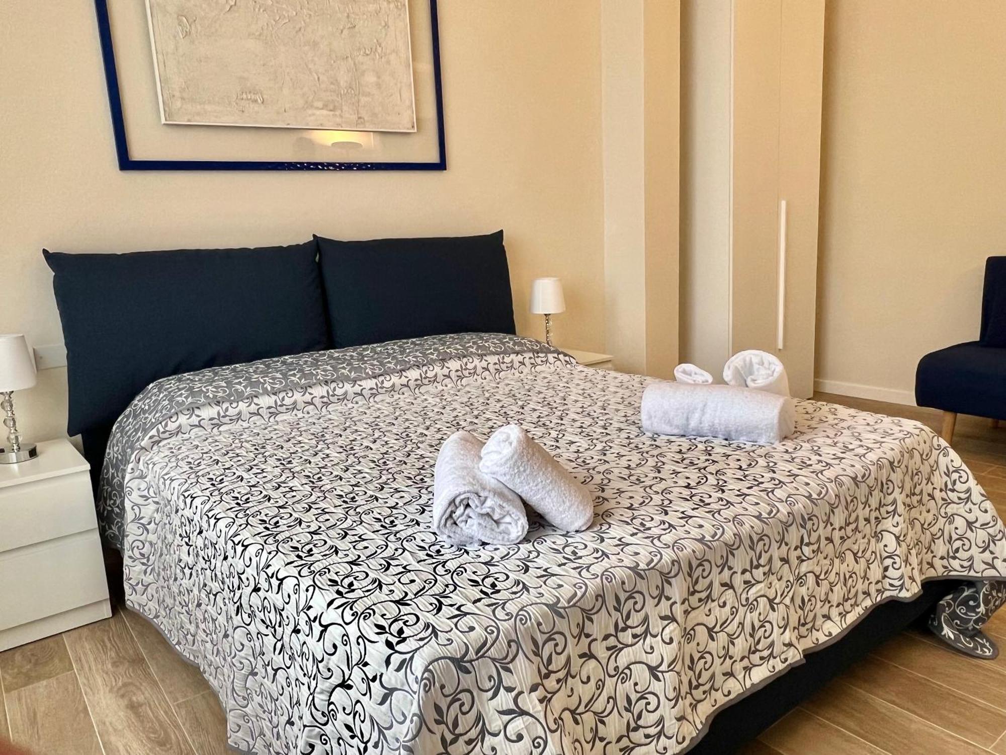 F&F Rooms Pisa Eksteriør bilde